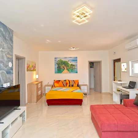 Fuer 6 Personen Ca 120 Qm In Fazana-surida, Istrien Istrische Riviera Apartment